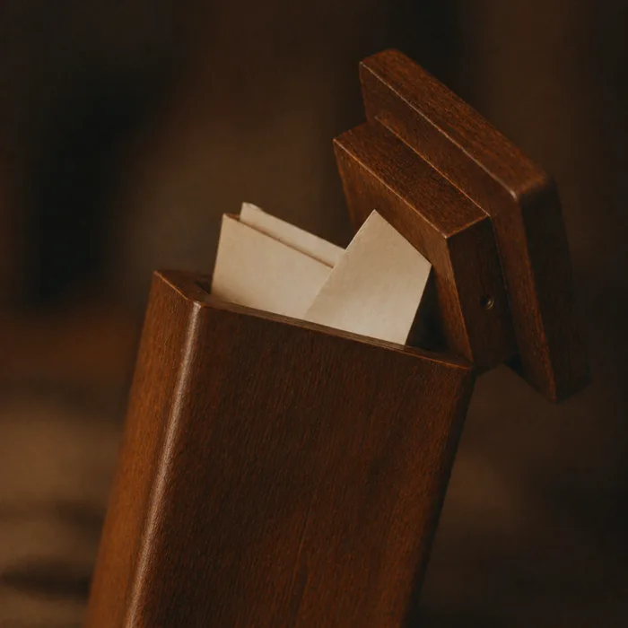 Filling the capsule